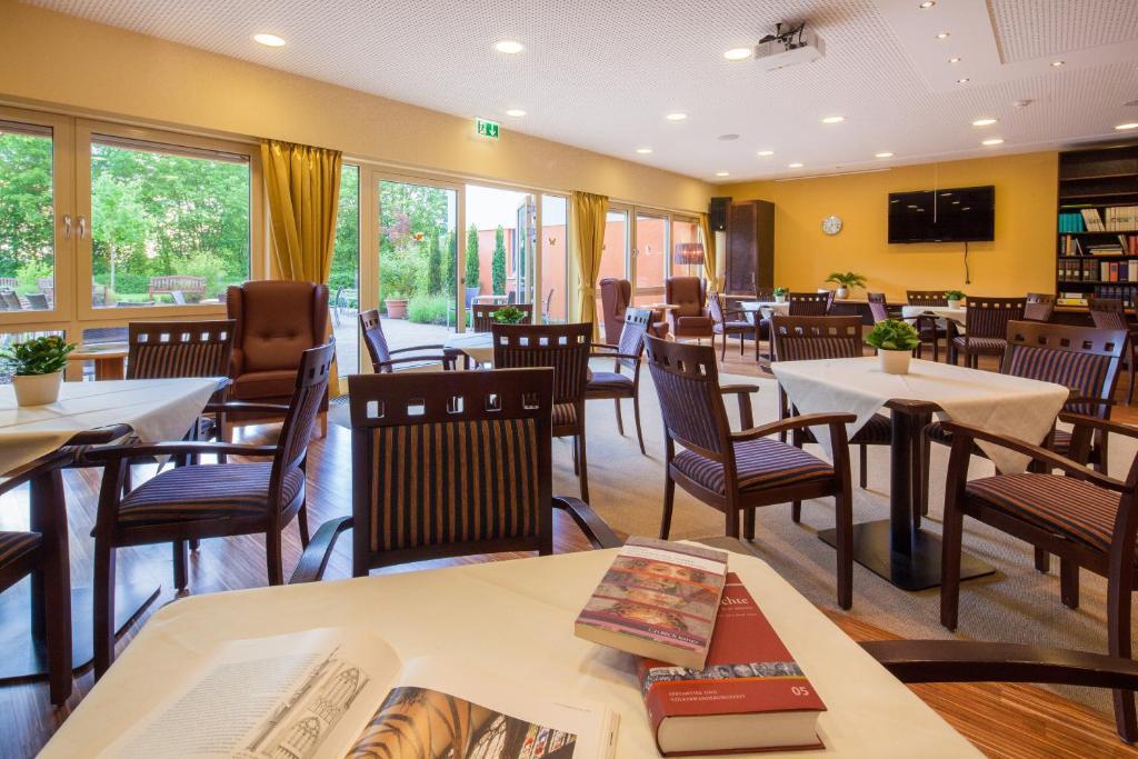 Gda Hotel Goettingen Экстерьер фото