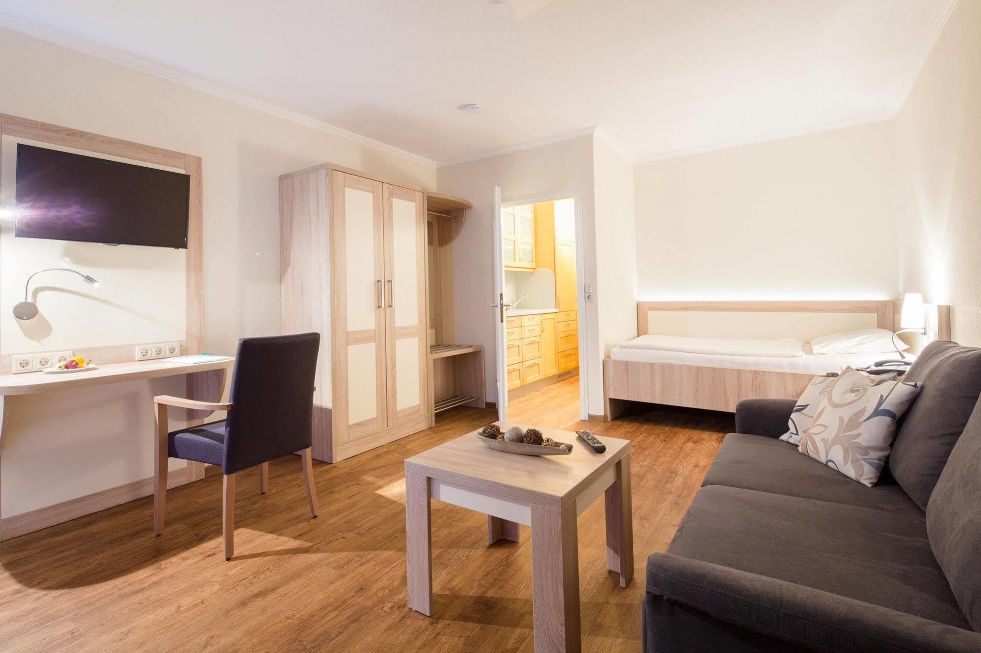 Gda Hotel Goettingen Экстерьер фото