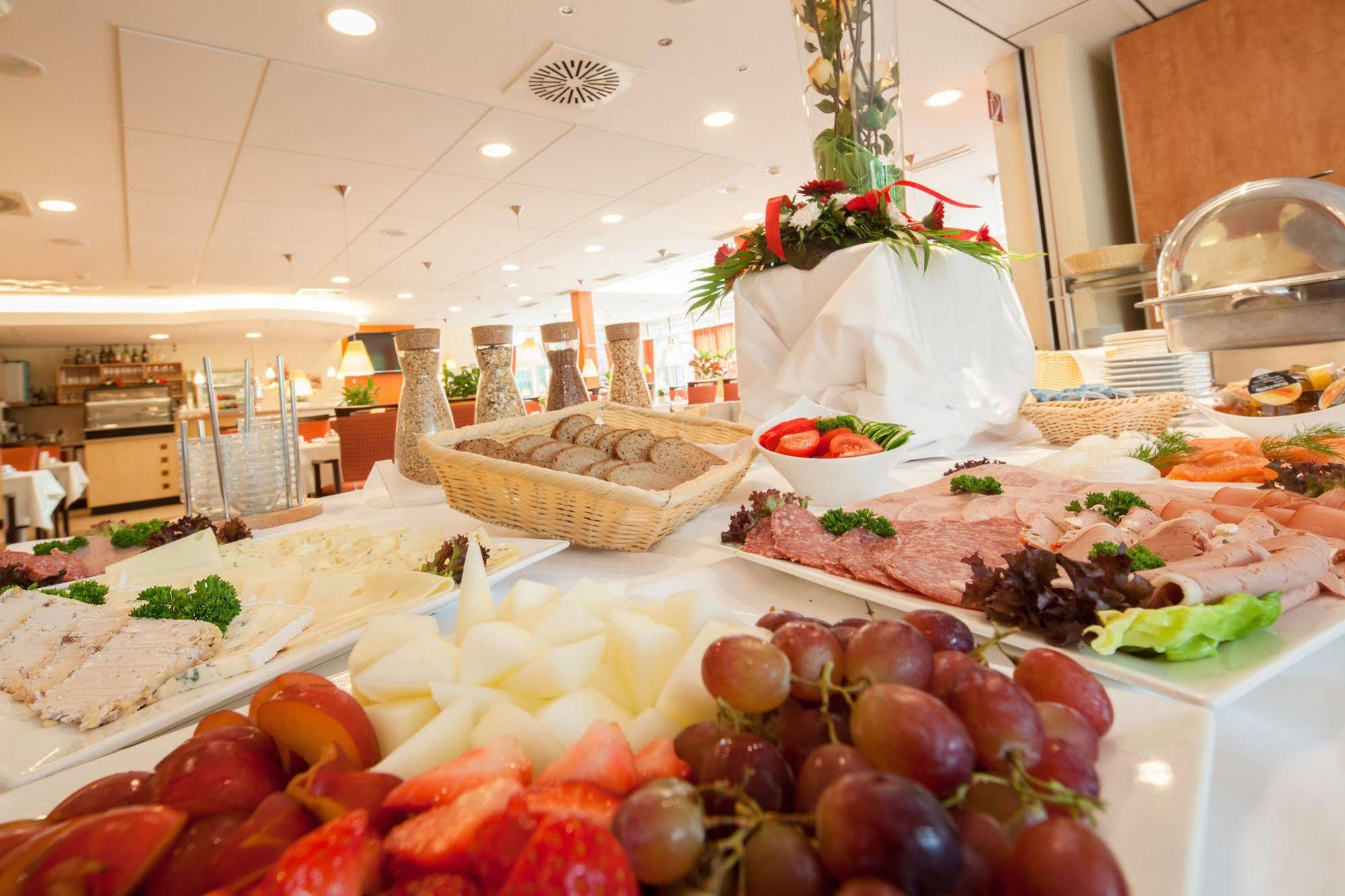 Gda Hotel Goettingen Экстерьер фото